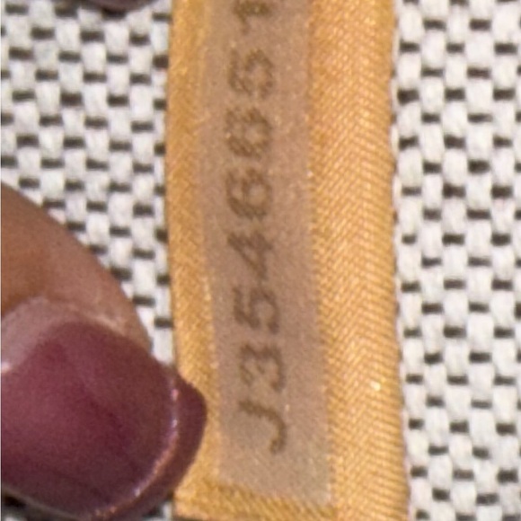 Dooney & Bourke Tan Crocodile Hobo Bag GUC - Picture 6 of 12